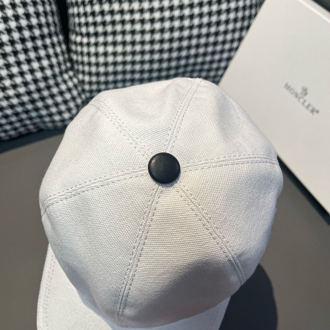 Moncler Caps